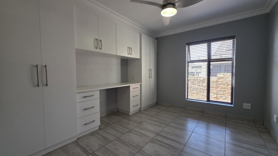 3 Bedroom Property for Sale in Hartenbos Central Western Cape